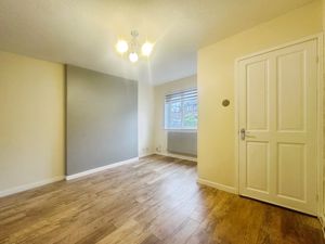 Lounge- click for photo gallery